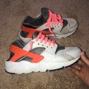 Nike Huarache Shoes